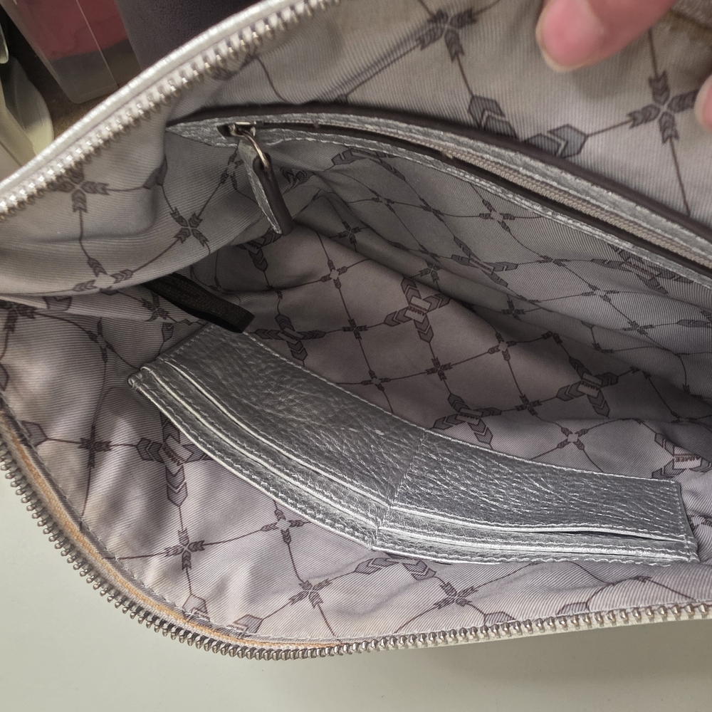 Aimee Kestenburg Clutch - Wristlet ,Evil Eye Mottif.  Excellent Condition - Picture 6 of 10